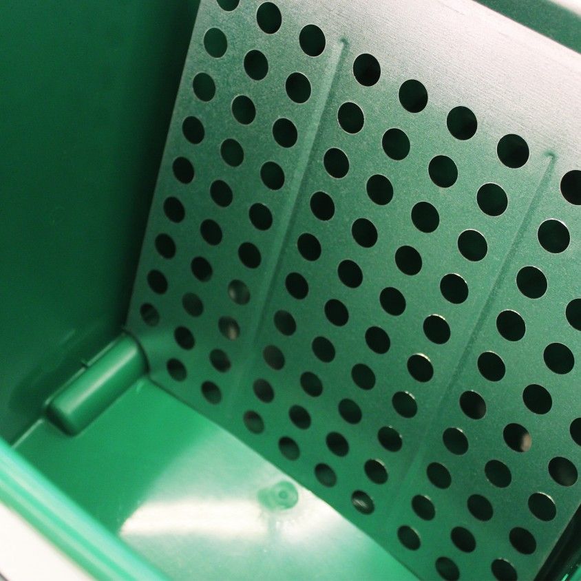 Balde de Pintura Retangular com Grelha em Chapa de 15L