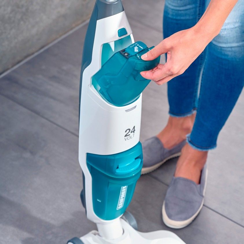 Aspirador Vertical Porttil Leifheit Regulus Aqua Powervac