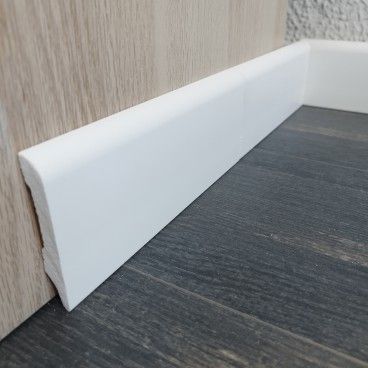 Rodapé Poliestireno HD Curvo 2400x80x12mm Rodapé Poliestireno HD Curvo 2400x80x12mm