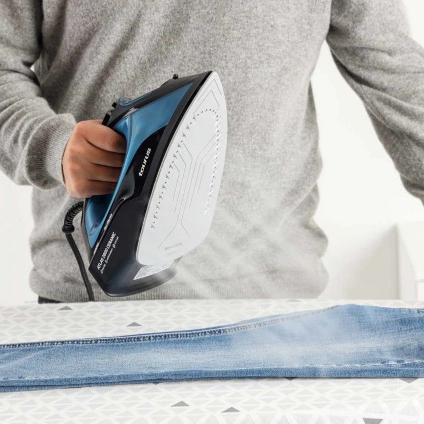 FerroTaurus Vapor Atlas 2800W Sti2801 FerroTaurus Vapor Atlas 2800W Sti2801